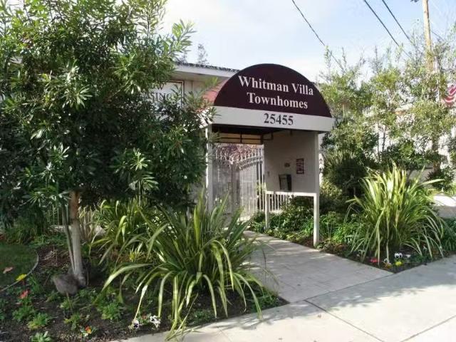 Condo for rent in Hayward