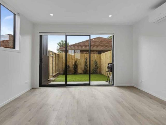 Townhouse for rent in Owhata