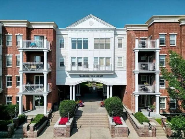 Apartment for rent in Lincoln Park, Calgary