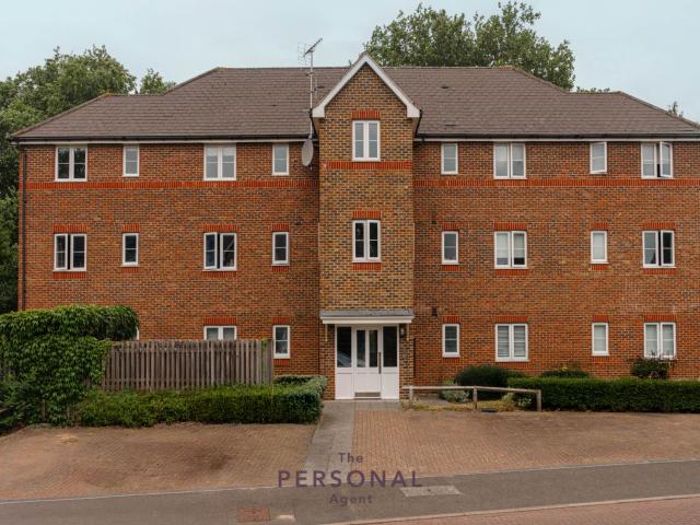Apartment for rent in Manor Park, Epsom