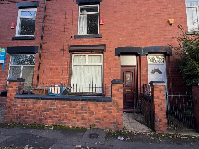 House for rent in Lees, Oldham
