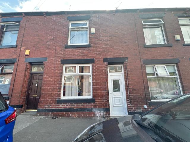 House for rent in Sudden, Burnedge