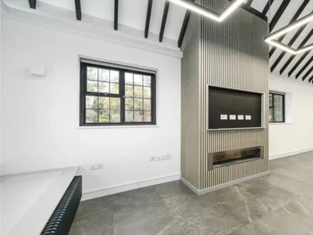Apartment for rent in Hadley Wood, Isle Of Man