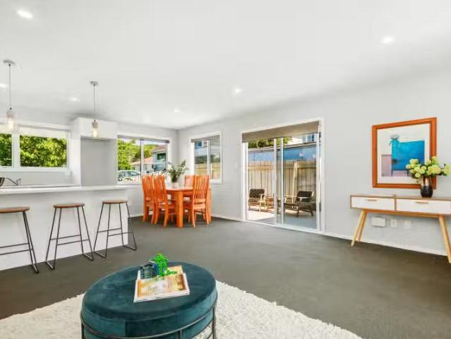 House for sale in Linden, Wellington
