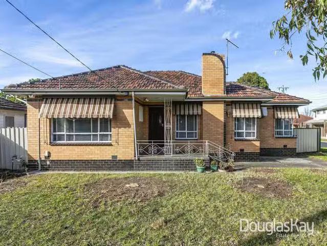 House for rent in Sunshine North, Victoria
