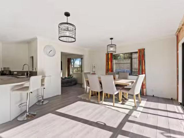 House for sale in Pauatahanui, Wellington