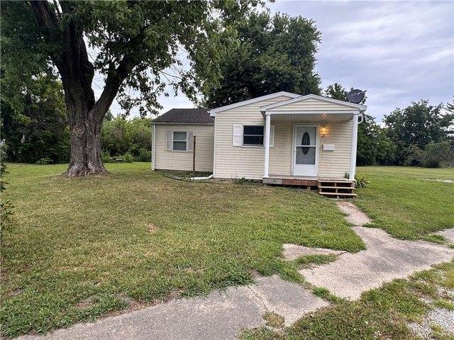 House for sale in Pana, Illinois