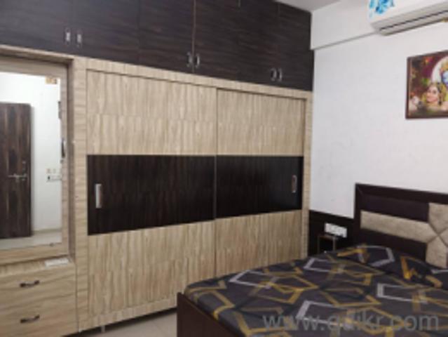 Flat for sale in Ahmadabad, Gujarat