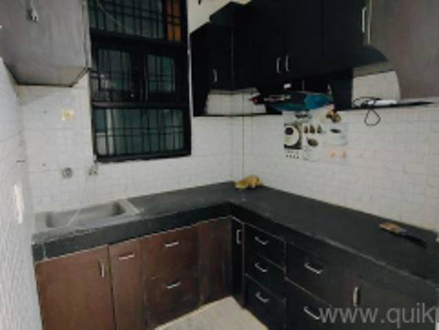 Flat for rent in Deri