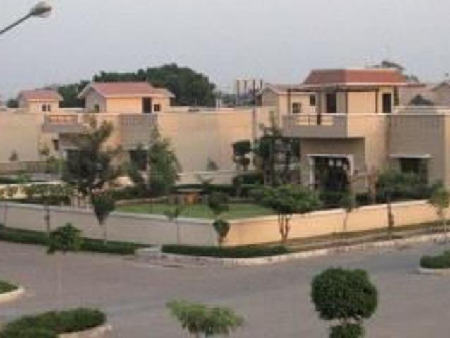 House for sale in Hariana