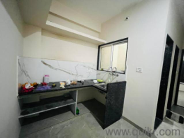 Property for rent in Madya