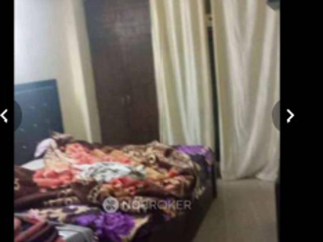 Flat for rent in Deri