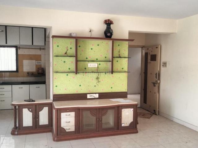 Flat for rent in Surat, Gujarat
