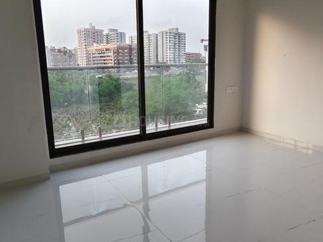 Flat for sale in Surat, Gujarat