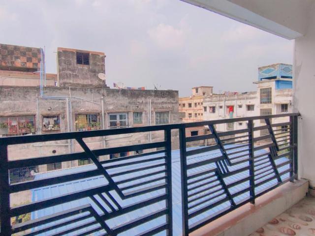 Flat for sale in North 24 Parganas, Dum Dum