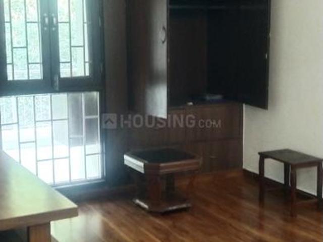Flat for rent in Deri