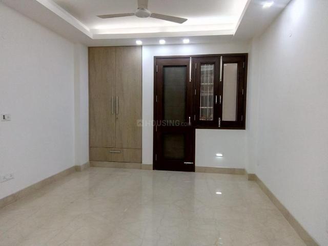 Flat for rent in Deri