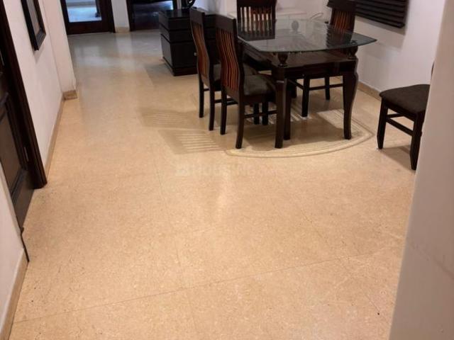 Flat for rent in Deri