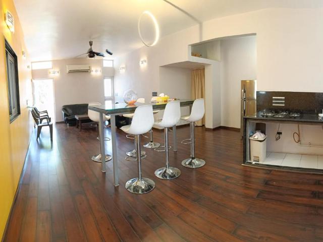 Flat for rent in Tilakwada, Gujarat