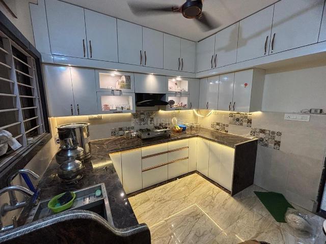 Flat for rent in Madya