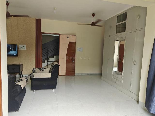 Flat for rent in Tilakwada, Gujarat