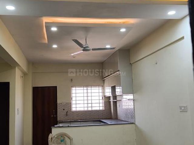 Flat for rent in Madya