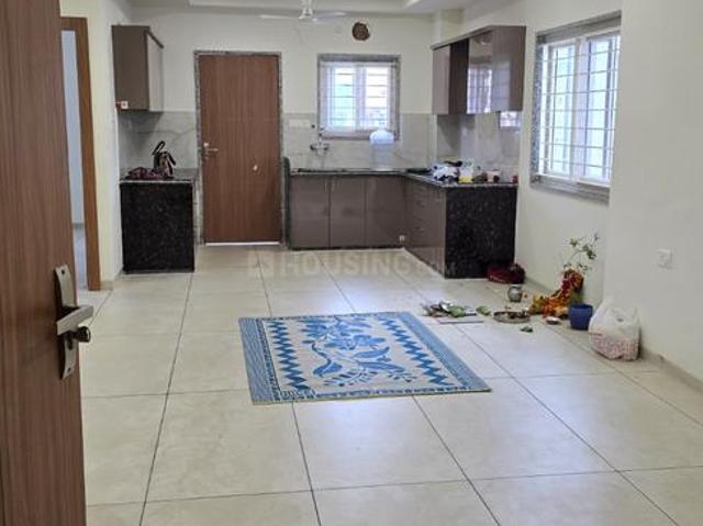 Flat for rent in Madya
