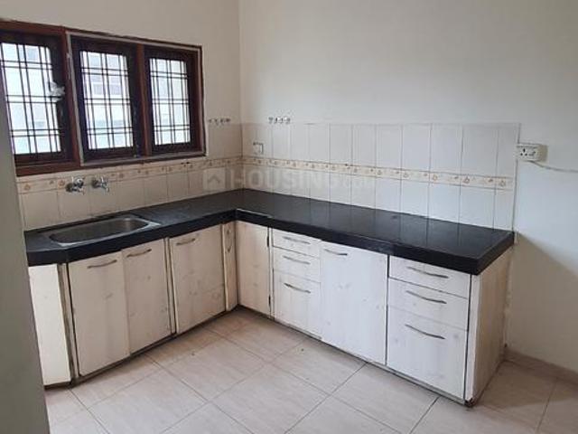 Flat for sale in Madya