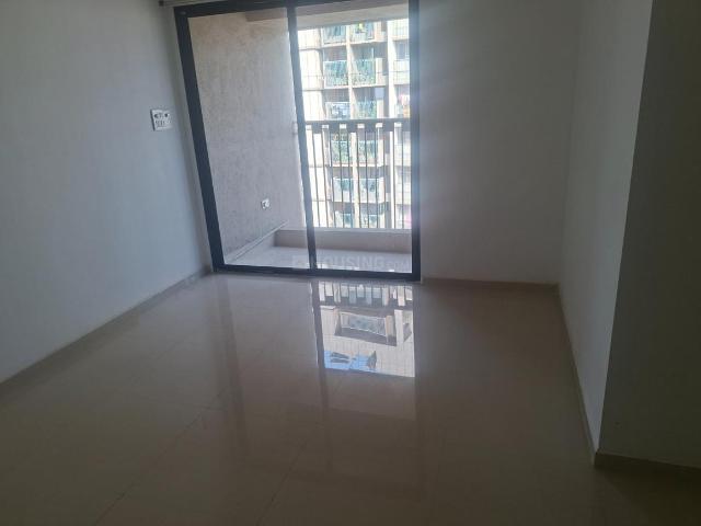 Flat for rent in Vapi, Valsad