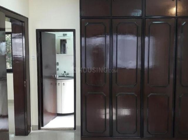 Flat for rent in Khar, Mumbai