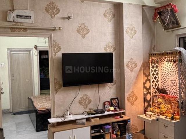 Flat for sale in Lake Town, South Dumdum