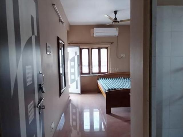 Flat for rent in Bansdroni, Kolkata