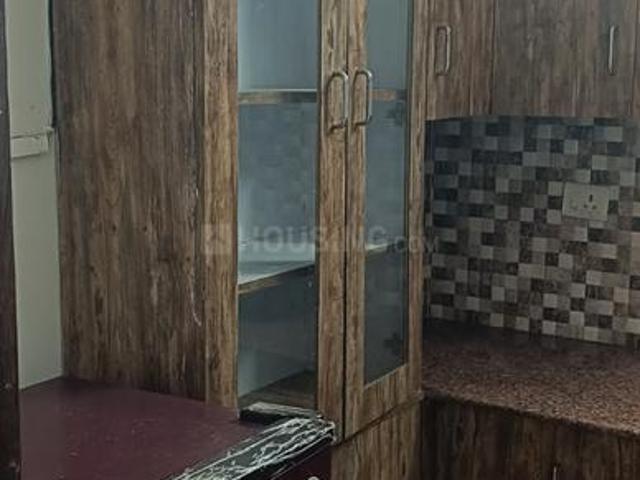 Flat for rent in Madya