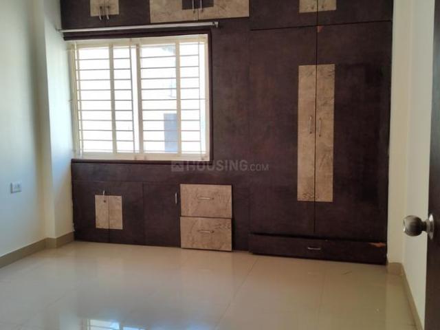 Flat for rent in Madya