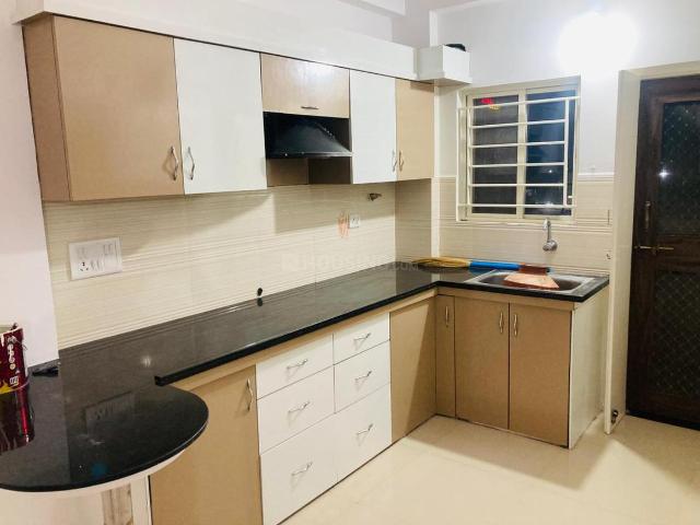 Flat for rent in Madya