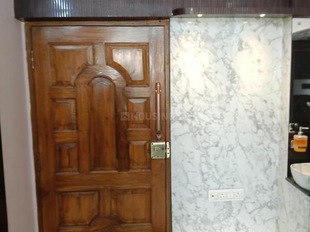 Flat for sale in Beleghata, Kolkata