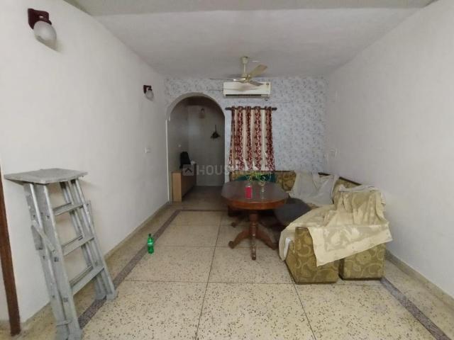 Flat for rent in Deri