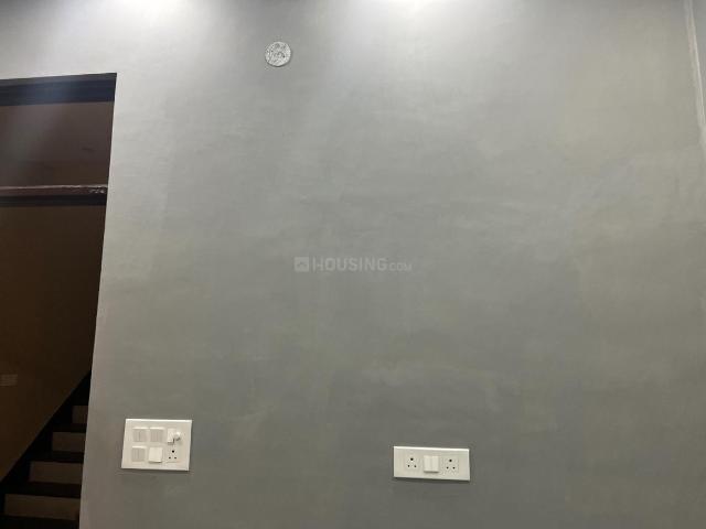 Flat for rent in Swaroop Nagar, Delhi