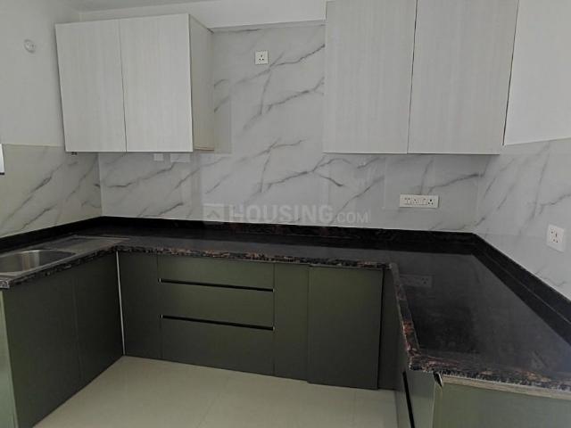 Flat for sale in Madya