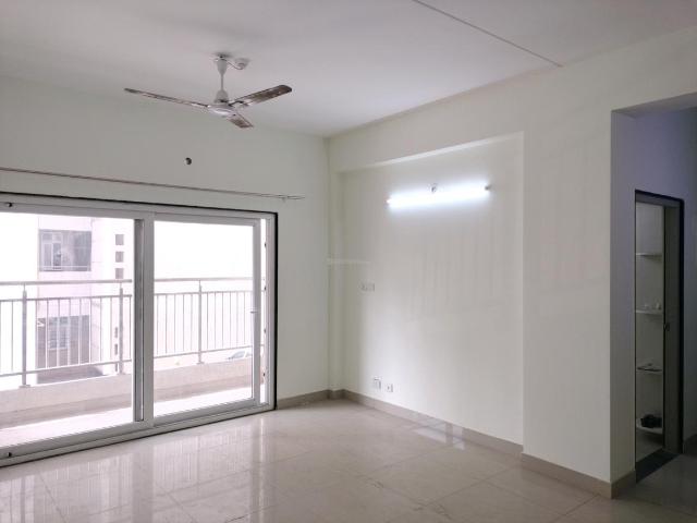 Flat for sale in South West Delhi, Deri