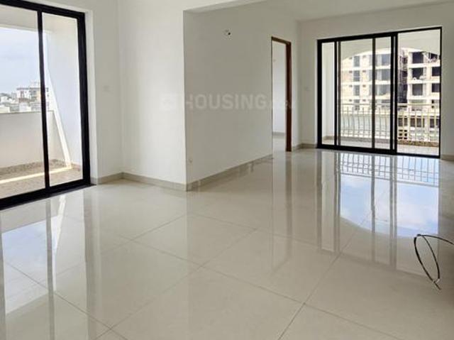 Flat for sale in Madya