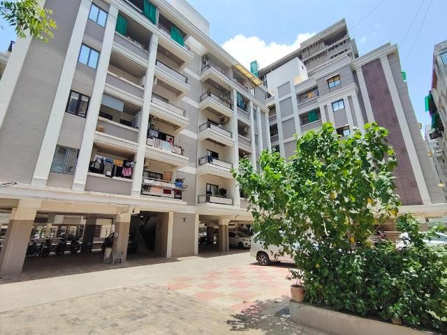 Flat for rent in Tilakwada, Gujarat