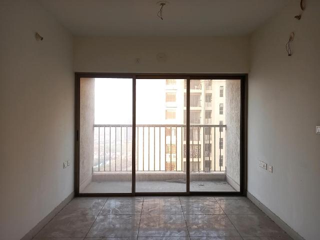 Flat for rent in Tata Amantra, Thane