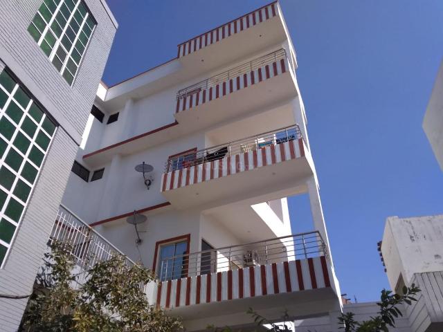 Flat for rent in Varanasi, Arunachal Pradesh