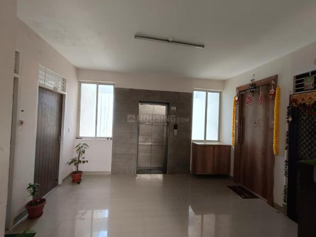 Flat for rent in Madya