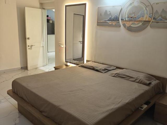 Flat for sale in Vastrapur - Ahmedabad, Gujarat