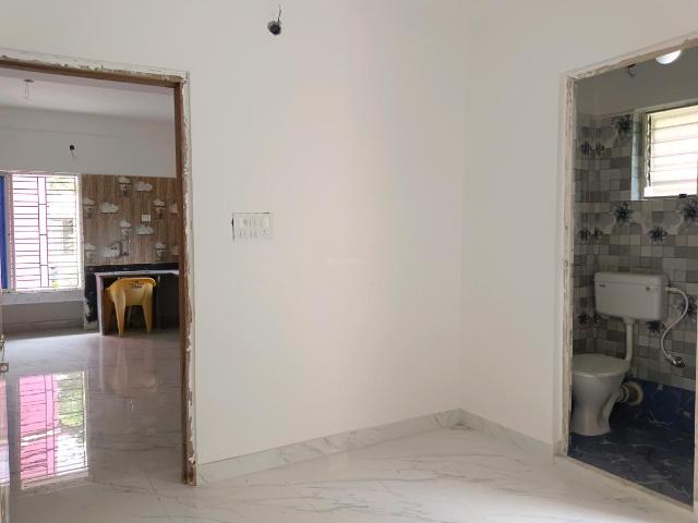 Flat for sale in Calcutta, West Bengal