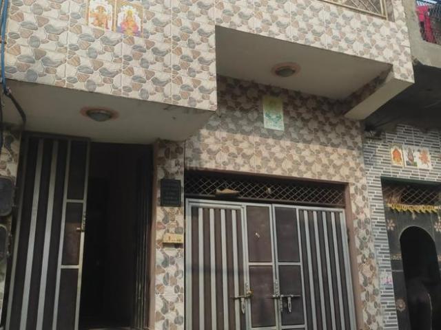 Flat for rent in North Delhi, Deri