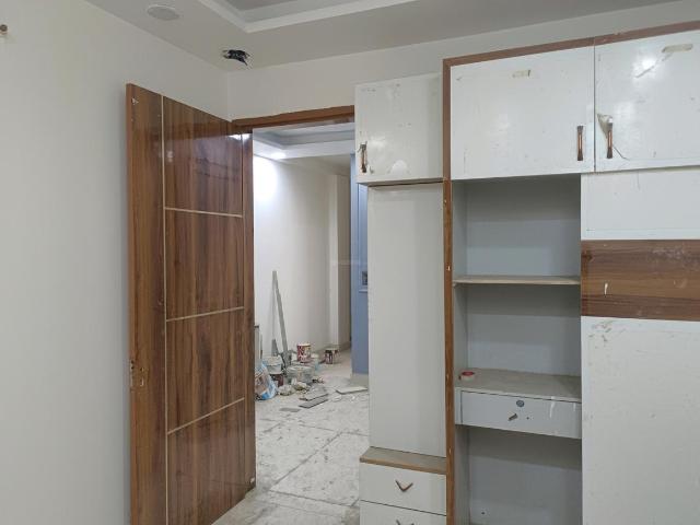 Flat for sale in Central Delhi, Deri