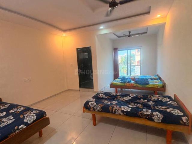Flat for rent in Vapi, Valsad